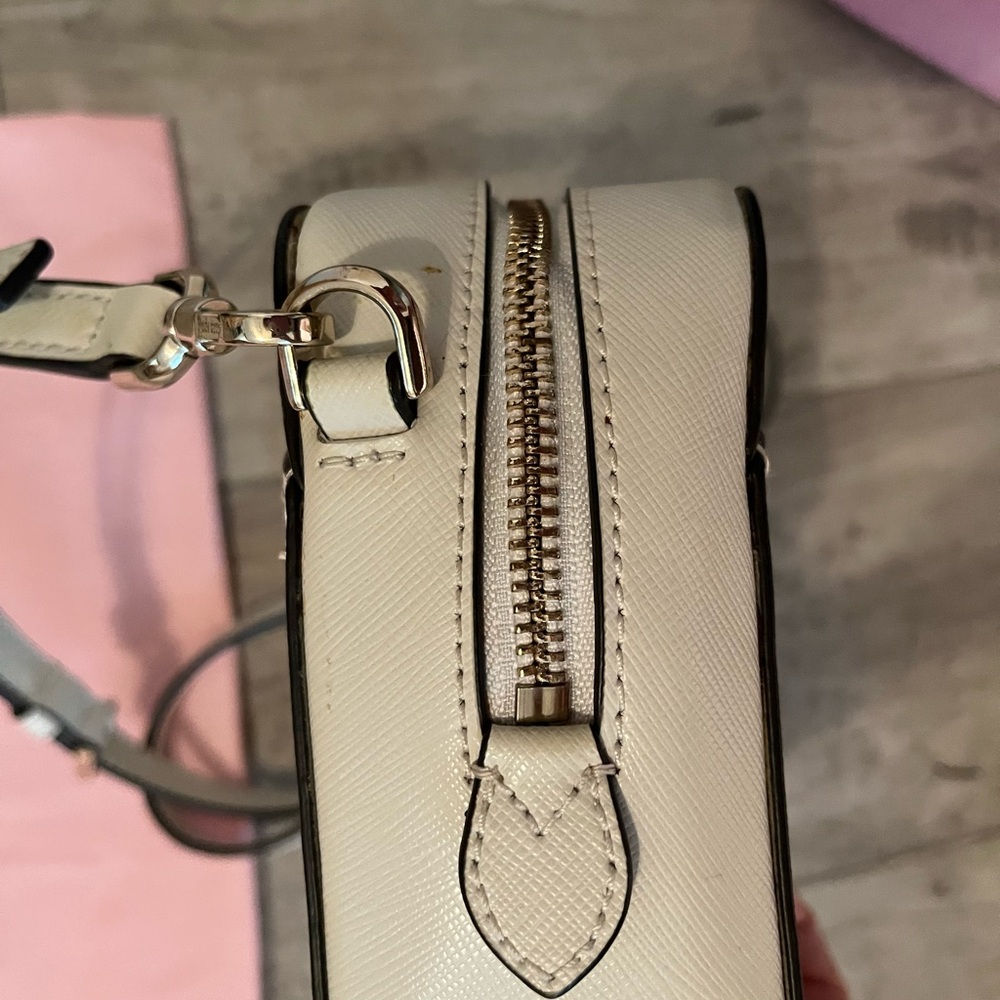 Kate Spade Cream Crossbody Bag - Picture 11 of 12